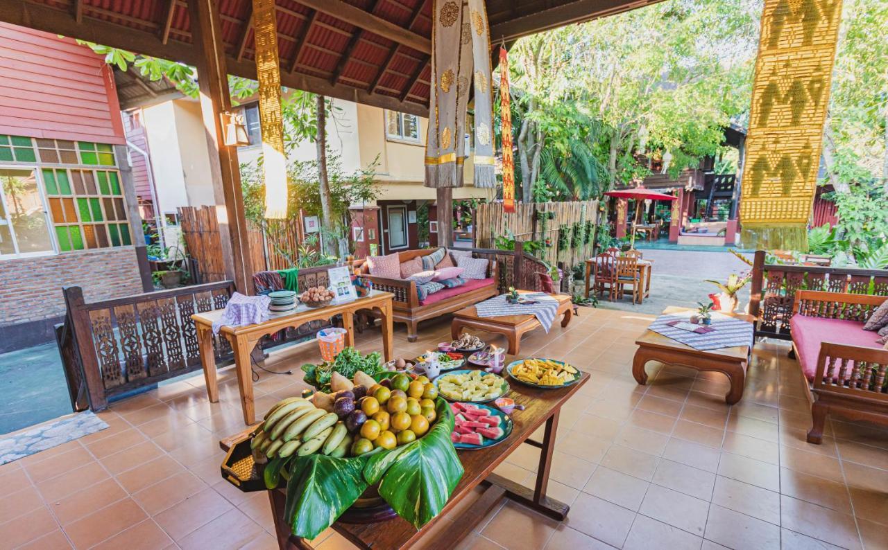 Joy'S House & Tour Bed & Breakfast Chiang Mai Bagian luar foto