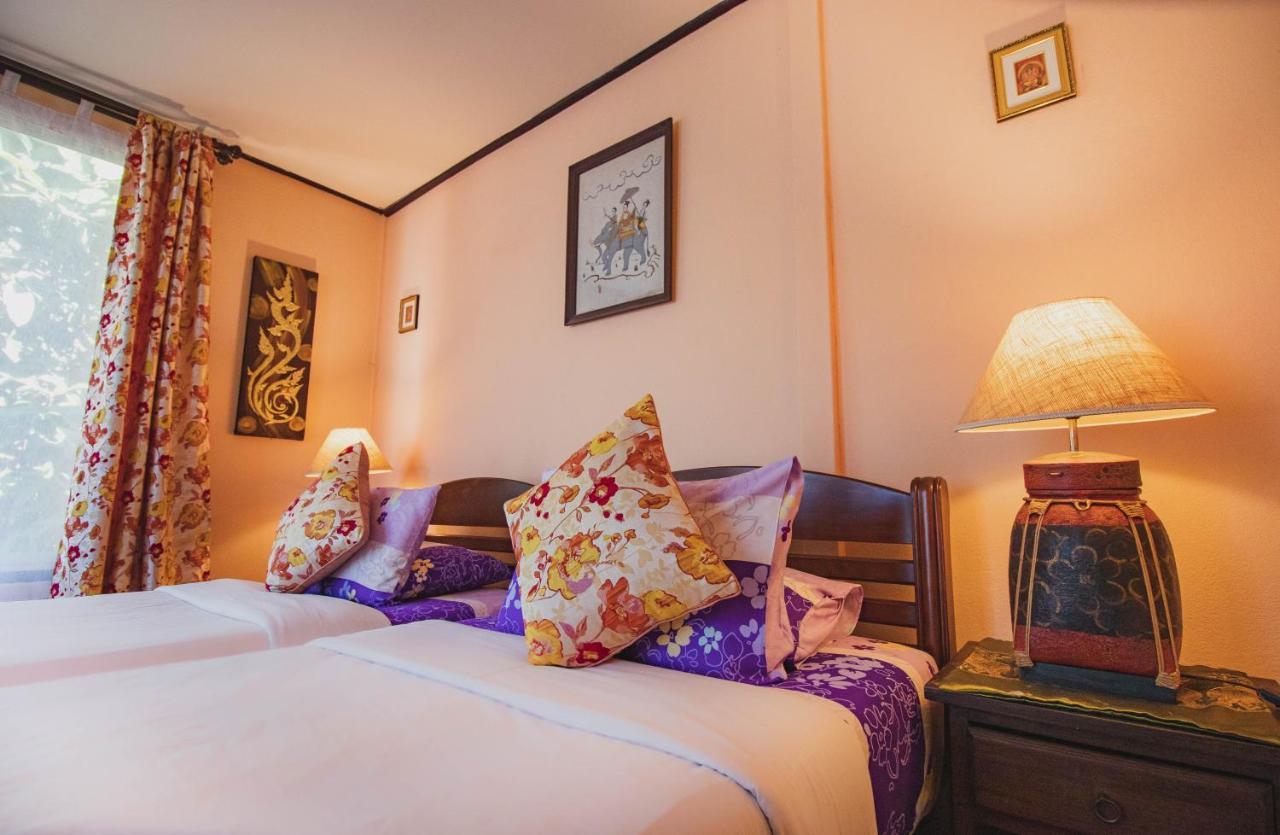 Joy'S House & Tour Bed & Breakfast Chiang Mai Bagian luar foto